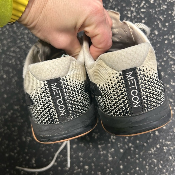Nike Metcon women’s 8.5 - Picture 5 of 6